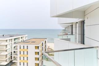 La Playa Apartment in Infinity Beach Resort - Parking - Mamaia - 4