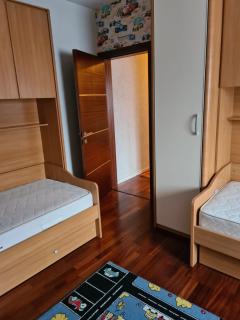 Luxurious apartment with three bedrooms - Ilidža - 4