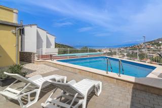 Apartmani Zora2 - Senj - 0