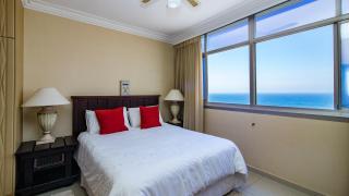 Shangri La - Durban - 0