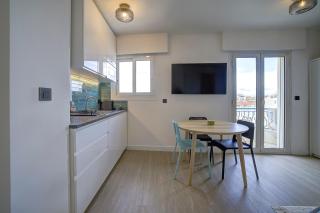 Magnifique studio Le Dauphin 50m des plages - 8