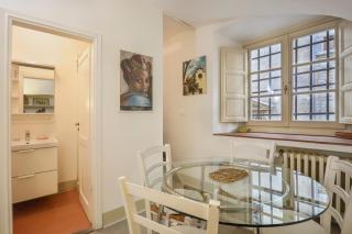 Pandolfini Courtyard - Florenz - 6