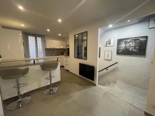 Maison de ville 75 m² + garage privé - 0