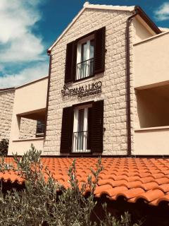 PAMA LUKO Apartment 100m from Beach, Tennis court & Gym, FREE Parking - Supetar (San Pietro di Brazza) - 7