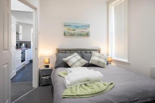 02 Holmfield ( with sun terrace) - Blackpool - 9