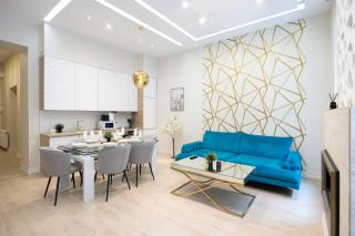 Luxury Downtown Dream Home by Prestige Homes - Budapest - 9