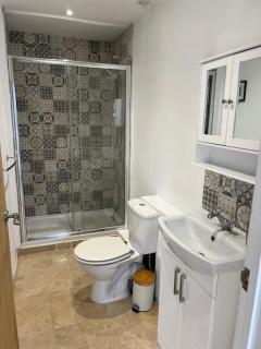 2 bedroom cottage in Old Town - Swindon - 8