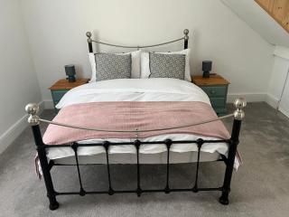 2 bedroom cottage in Old Town - Swindon - 6