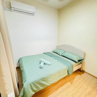 Seaview 2B1R 4 pax Condo Forest City 1G-2908 - Gelang Patah - 1