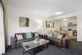 3BDR 2BTH 1PRK - Northbridge Townhouse - Perth - 2