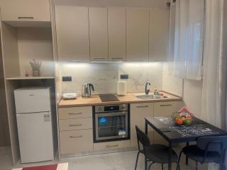 Cozy flat in Hilton, central Athens, 3' metro, VFM! - Atene - 6