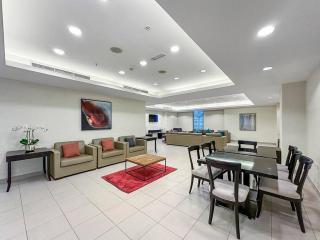 FIRST CLASS 2BR Incredible Burj Khalifa View - Dubai - 1