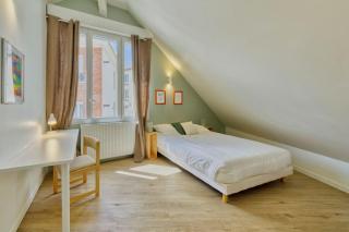Loft 250m2 centre ville -3 niveaux & terrasse sud - 5