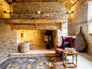 The Barns at Holy Well - 4