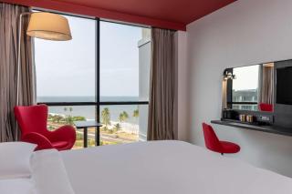 Park Inn by Radisson Libreville - 5