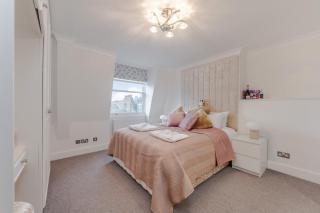 City Chic 3 Bedroom 2 Bathroom Luxury Living 7HS - 8