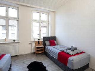 Serviceroom24 - Apartment 5 in Recklinghausen WLAN - Smart-TV - 24-7 Check-in und Küche - 2