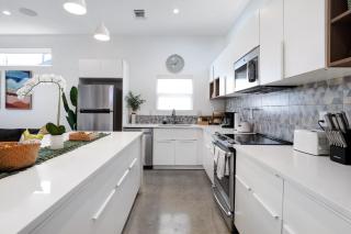 Modern Sa Home Nr Dt River Walk Alamo Wifi - San Antonio - 8