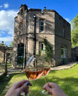 East Lodge - Chillingham Castle - 9