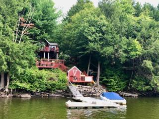 Catskills Lakefront Escape with Hot Tub - Monticello - 2
