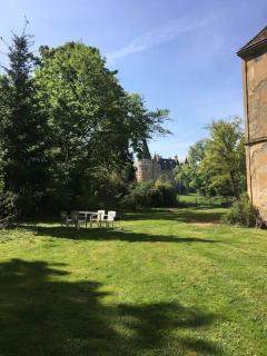 Maison au milieu d'un parc - Le Donjon - 5