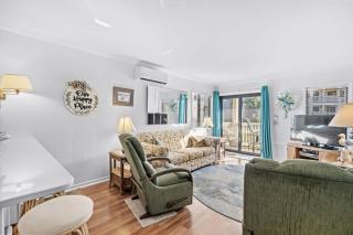 Golden Mile - Oceanfront Retreat Myrtle Beach - 4