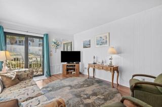 Golden Mile - Oceanfront Retreat Myrtle Beach - 2