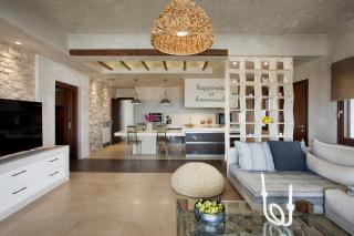 BeachSide Bliss Villa - Kamari - 0
