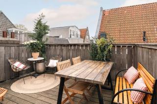 Rooftop Retreat - 6