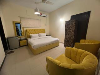 Cozy Cottage Islamabad - 7