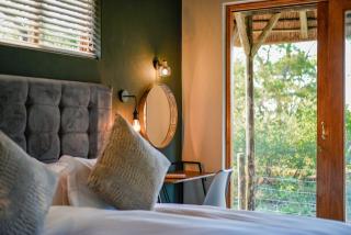 Mziki Safari Lodge - Vaalkop Dam - 5