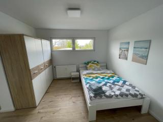 Herrliches Zweibett-Zimmer im Grünen in Schleswig-Holstein - ideal für Monteure, Gemeinschaftsbad Zimmer Nr 4 - Groß Vollstedt - 9