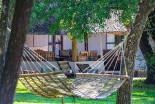 Mziki Safari Lodge - Vaalkop Dam - 7