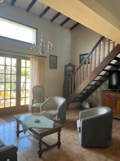 Maison familiale idéalement située avec tout le confort - Nîmes - 7