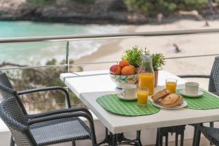 Apartamento en primera linea de la playa en Cala Dor - 6