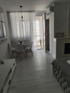 Studio White City Craiova - 7