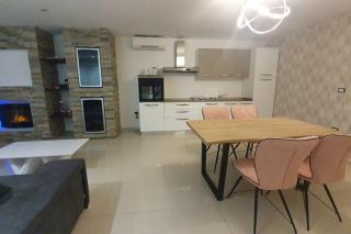 Apartment Koper with Sea View and jacuzzi - Koper - 4