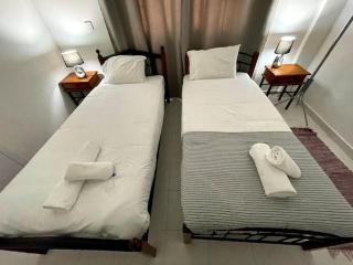 Platform 357 Romanou Apartment near Landmark Hotel - 9