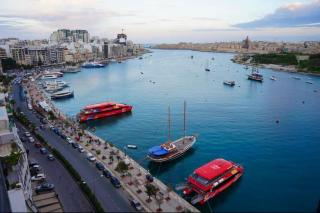 Penthouse -Centre of Sliema - Best View in Malta - Sliema - 0