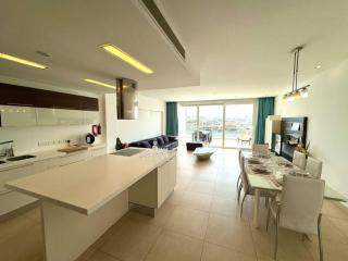 Penthouse -Centre of Sliema - Best View in Malta - Sliema - 4