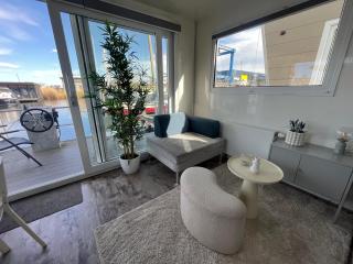 Tiny lake houses near the beach and centre by Weltevreden Experience - 2