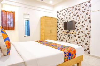FabHotel Saffron Inn I - Nr Darshan Museum - Pune - 2