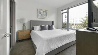Landing at The Frasier - 2 Bedrooms in Potomac Yard - 5