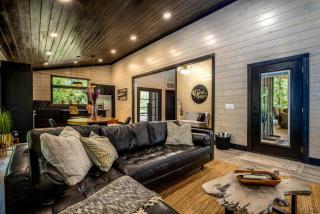 Enchanting Escape for Two - Broken Bow - 1