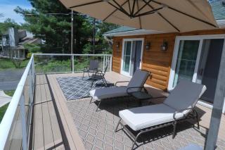 Sun Drenched Lakefront Cove - Monticello - 3