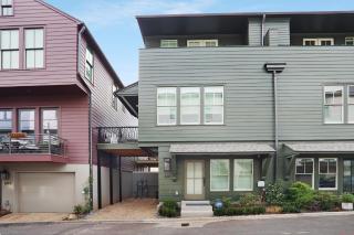 Hedge Haus - Atlanta - 8