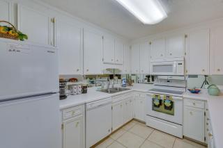 Cozy PCB Condo Less Than half Mile to Public Beach Access! - 4