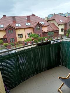 2 Pokoje 4 łóżka Ul Prusa Centrum 45m balkon dla max 4 osób - Piła - 9