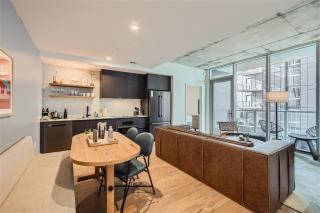 2BR Luxury with Views and Rooftop pool in Austin - Austin - 3