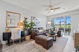 Serene Naples Retreat: Golf-Resort Pool-Tennis-Gym - 1